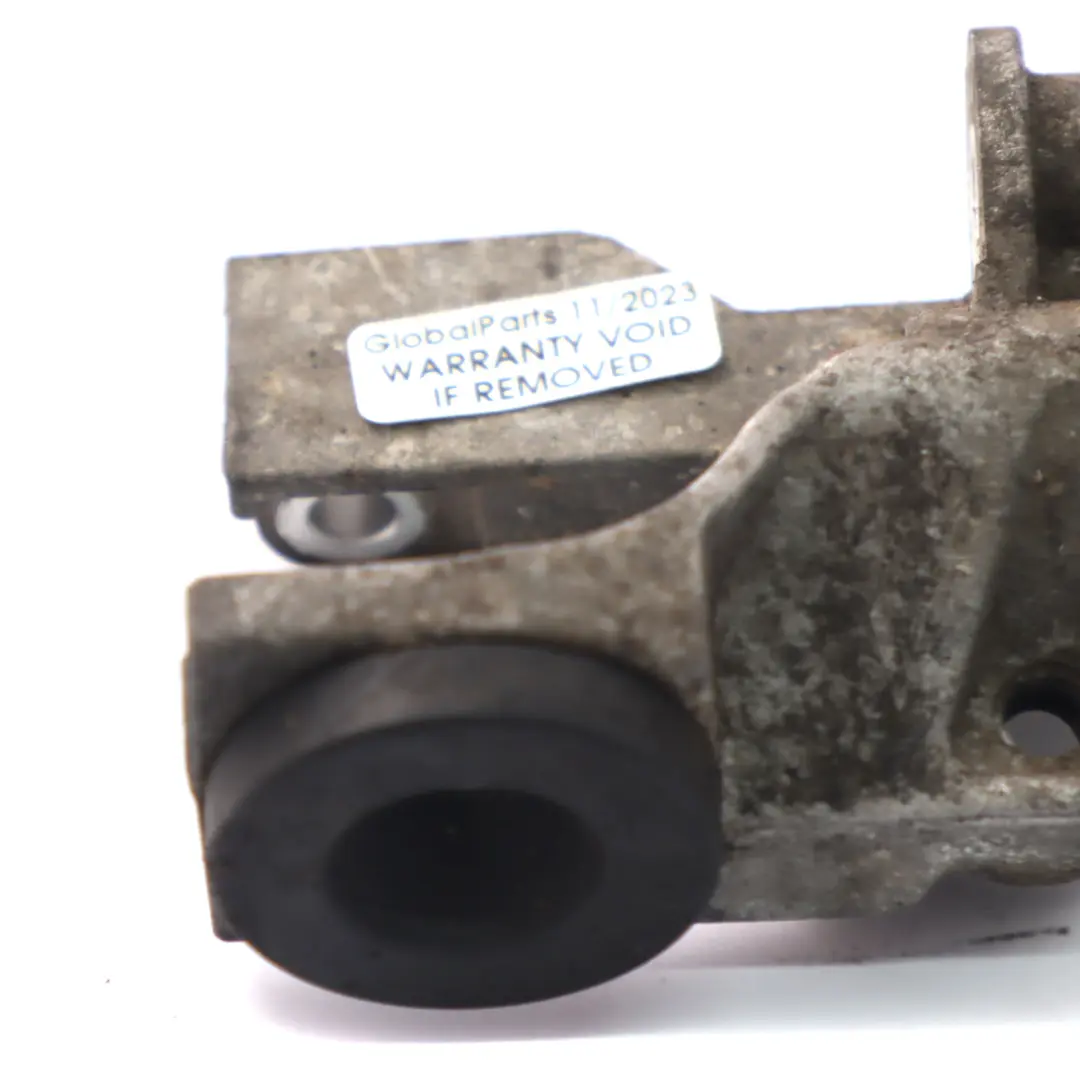 Mercedes W447 OM654 Staffa coperchio vano motore anteriore sinistro - SKU A6542200400 - Numero di parte A6542200400