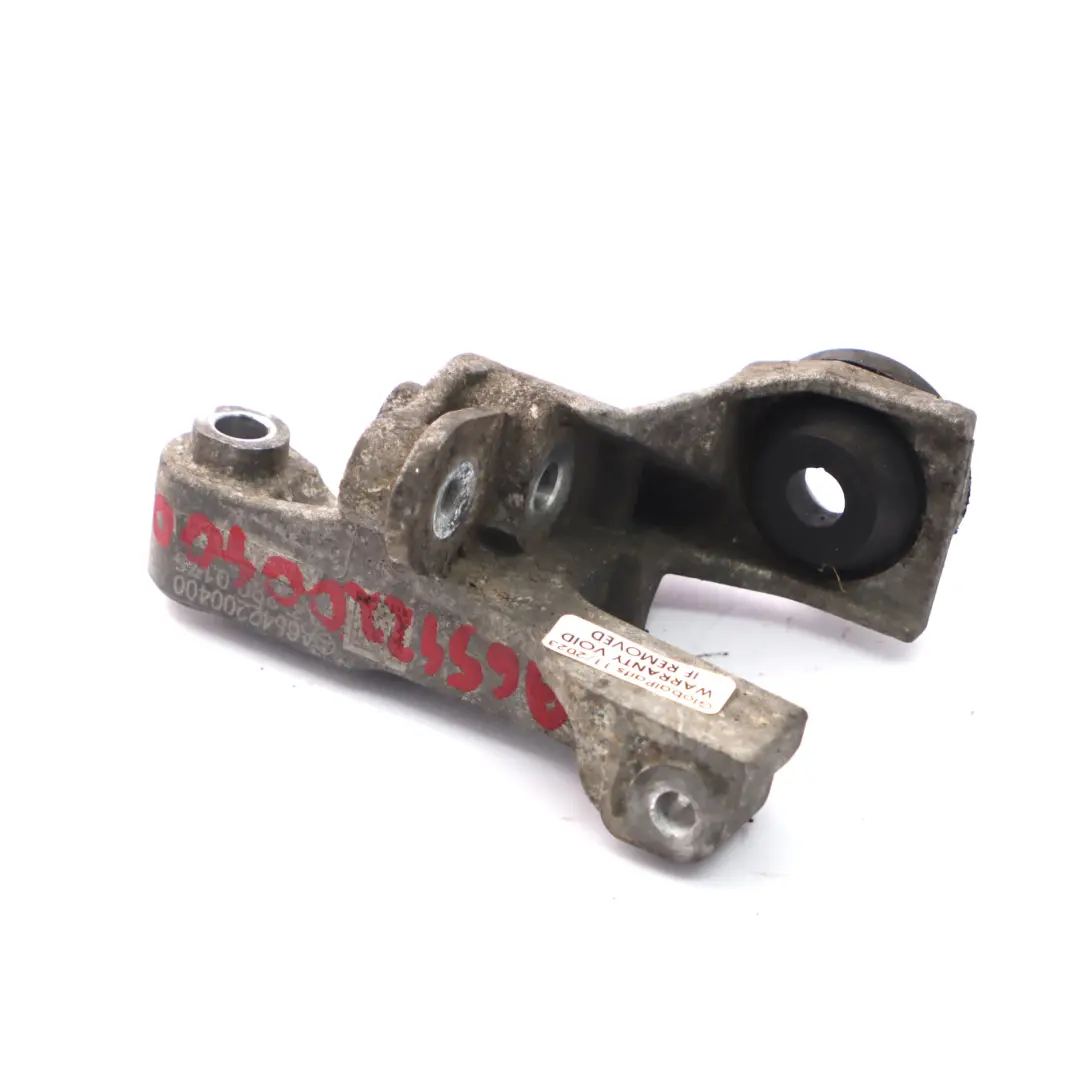 Mercedes W447 OM654 Staffa coperchio vano motore anteriore sinistro - SKU A6542200400 - Numero di parte A6542200400