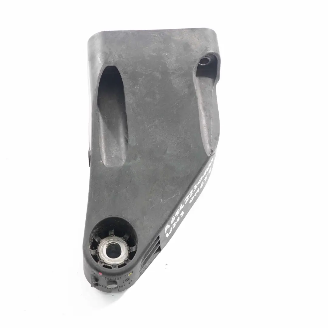 OM654 Diesel Supporto motore Montaggio staffa destra per Mercedes W213 con numero di parte A6542230100 Mercedes W213 OM654 Diesel Supporto motore Montaggio staffa destra - SKU A6542230100 - Numero di parte A6542230100