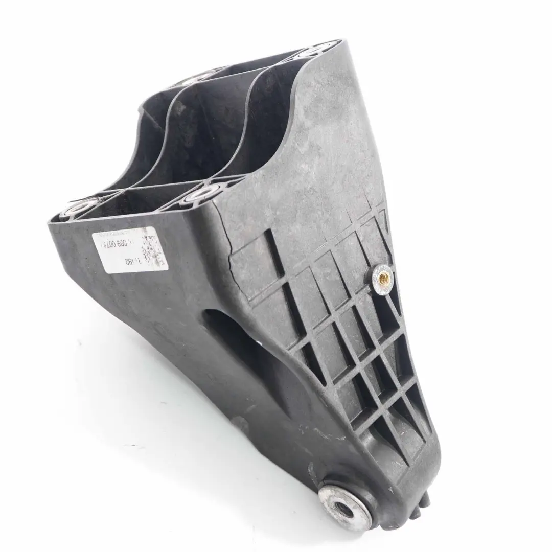 Mercedes W213 OM654 Diesel motor halterung rechts Halterung - SKU A6542230100 - Teilenummer A6542230100