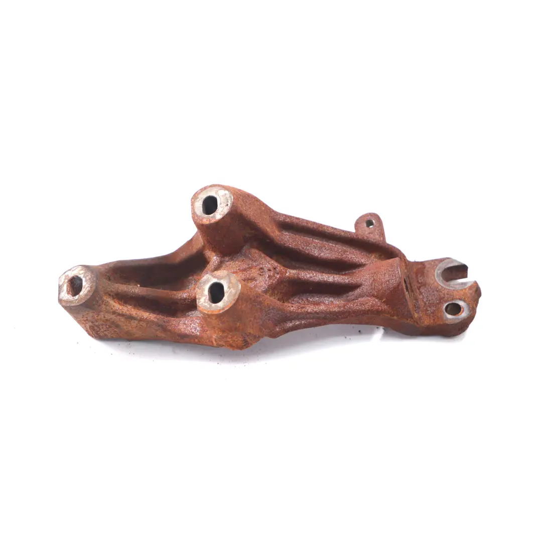  Staffa valvola EGR Mercedes W205 W447 OM654.920 supporto motore - SKU A6560960500 - Numero di parte A6560960500