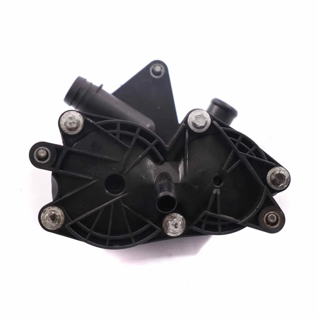 OM668 Séparateur d'huile diesel Respirateur pour Mercedes W168 à propos du numéro de pièce A6680100062 Mercedes W168 OM668 Séparateur d'huile diesel Respirateur - SKU A6680100062 - Numéro de pièce A6680100062