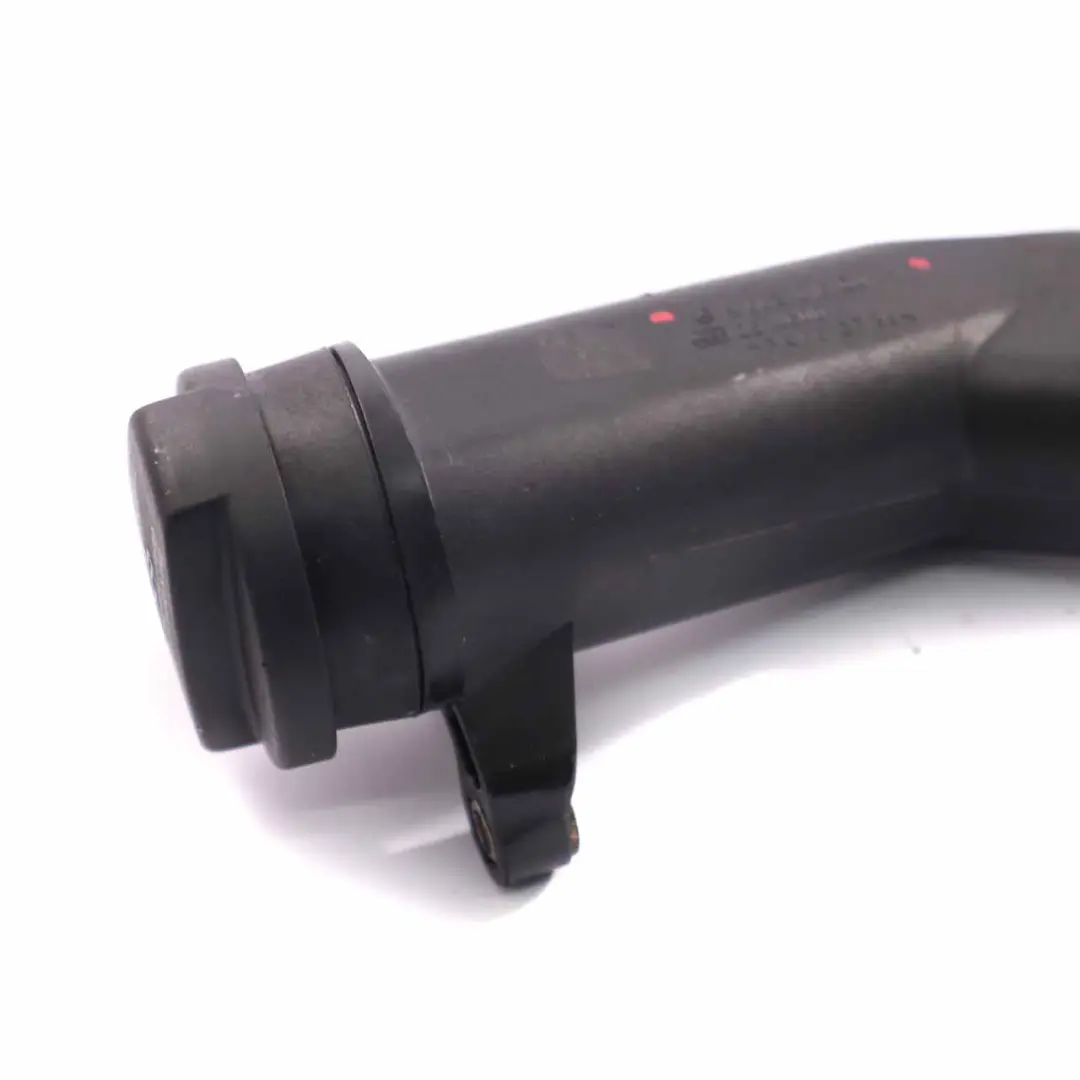 Collo Riempimento Olio Mercedes W168 Diesel Testa Copertura Tubo per con numero di parte A6680160029 Collo Riempimento Olio Mercedes W168 Diesel Testa Copertura Tubo - SKU A6680160029 - Numero di parte A6680160029