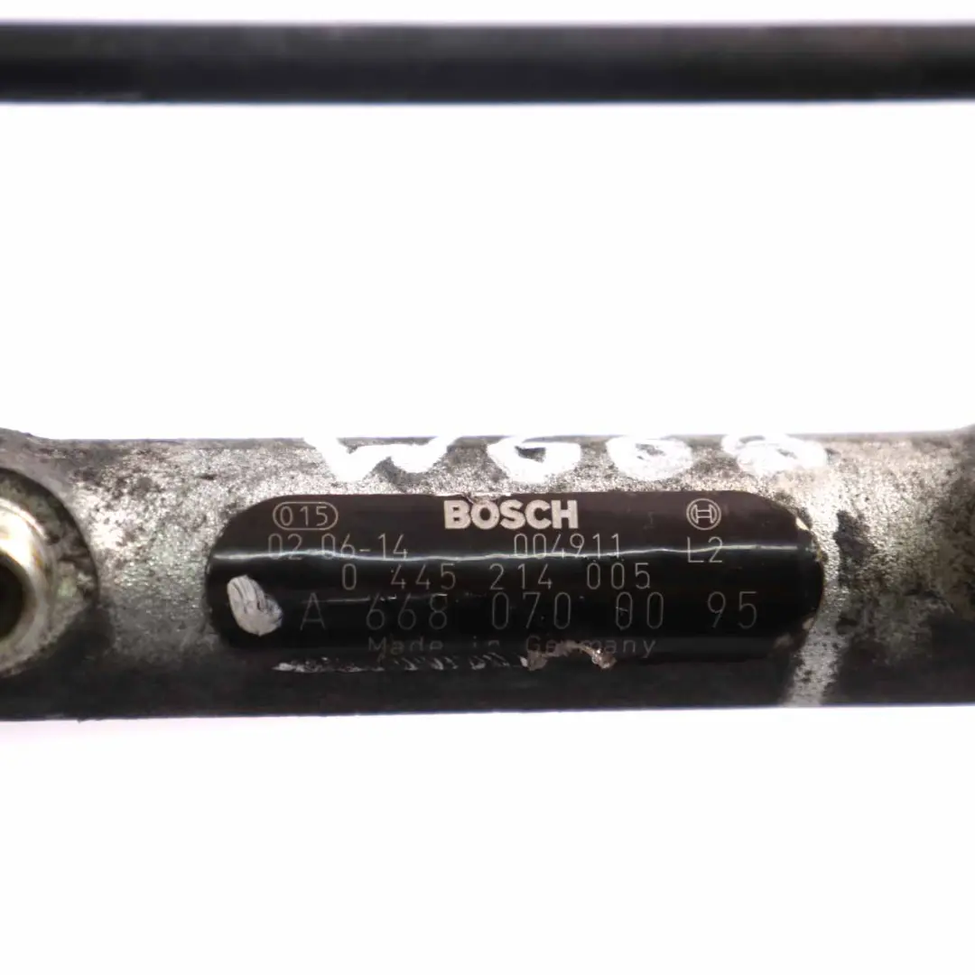 OM668 668.940 Diesel Iniettore Rail Line per Mercedes W168 con numero di parte A6680700095 Mercedes W168 OM668 668.940 Diesel Iniettore Rail Line - SKU A6680700095 - Numero di parte A6680700095