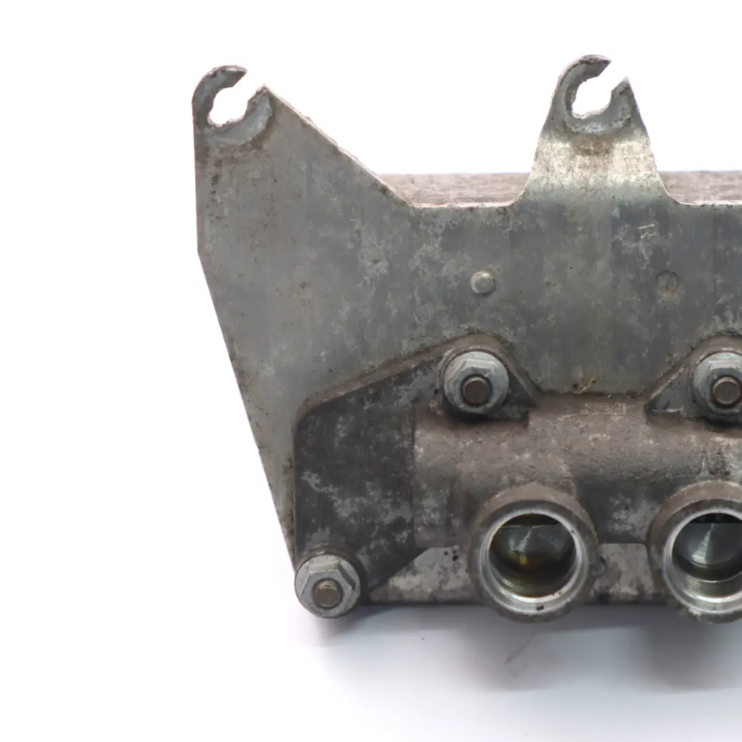 Ölkühler Mercedes C238 Benzin M256 Automatik Getriebeölkühler für mit Teilenummer A7255000100 Ölkühler Mercedes C238 Benzin M256 Automatik Getriebeölkühler - SKU A7255000100 - Teilenummer A7255000100