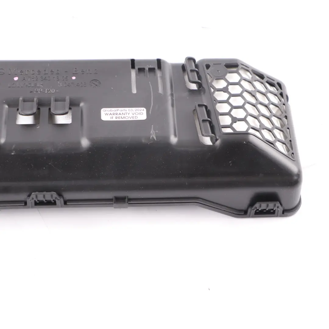 Deumidificatore Alloggiamento Aria Filtro Cabina per Mercedes H243 EQA con numero di parte A7893401805 Mercedes H243 EQA Deumidificatore Alloggiamento Aria Filtro Cabina - SKU A7893401805 - Numero di parte A7893401805