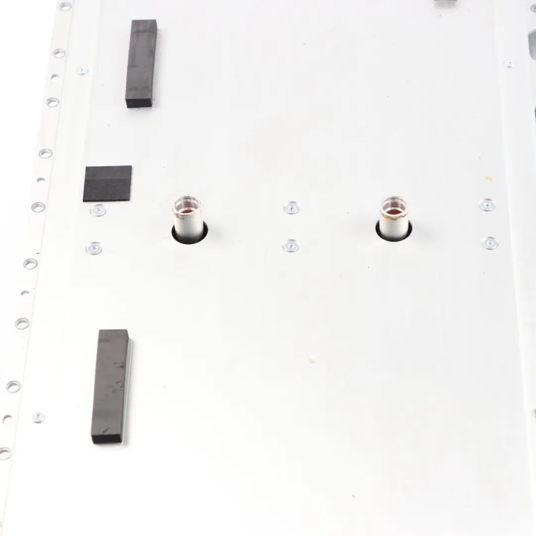 High Voltage Control Unit Module to Mercedes EQA H243 Hybrid Battery with Part number A7893407821 Mercedes EQA H243 Hybrid Battery High Voltage Control Unit Module - SKU A7893407821 - Part number A7893407821