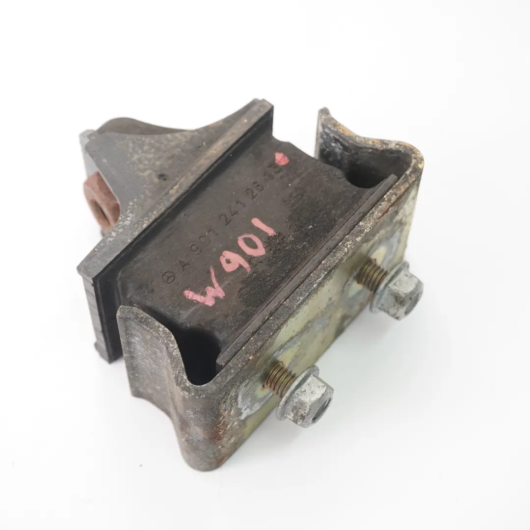 W901 W905 OM611 Diesel motor Halterung für Mercedes Sprinter mit Teilenummer A9012412613 Mercedes Sprinter W901 W905 OM611 Diesel motor Halterung - SKU A9012412613 - Teilenummer A9012412613