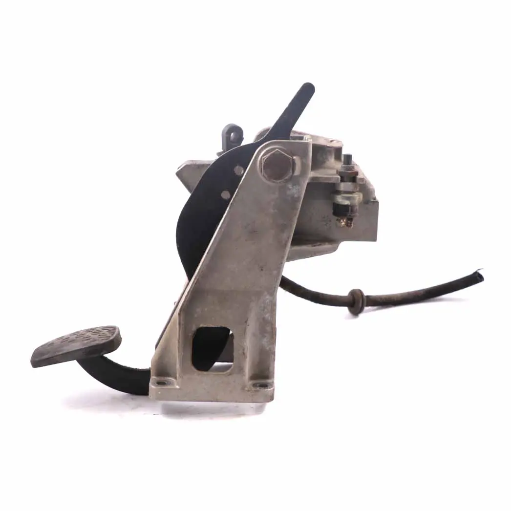 Mercedes Sprinter W901 Pedal de freno Conjunto Unidad Soporte - SKU A9012900419 - Número de pieza A9012900419