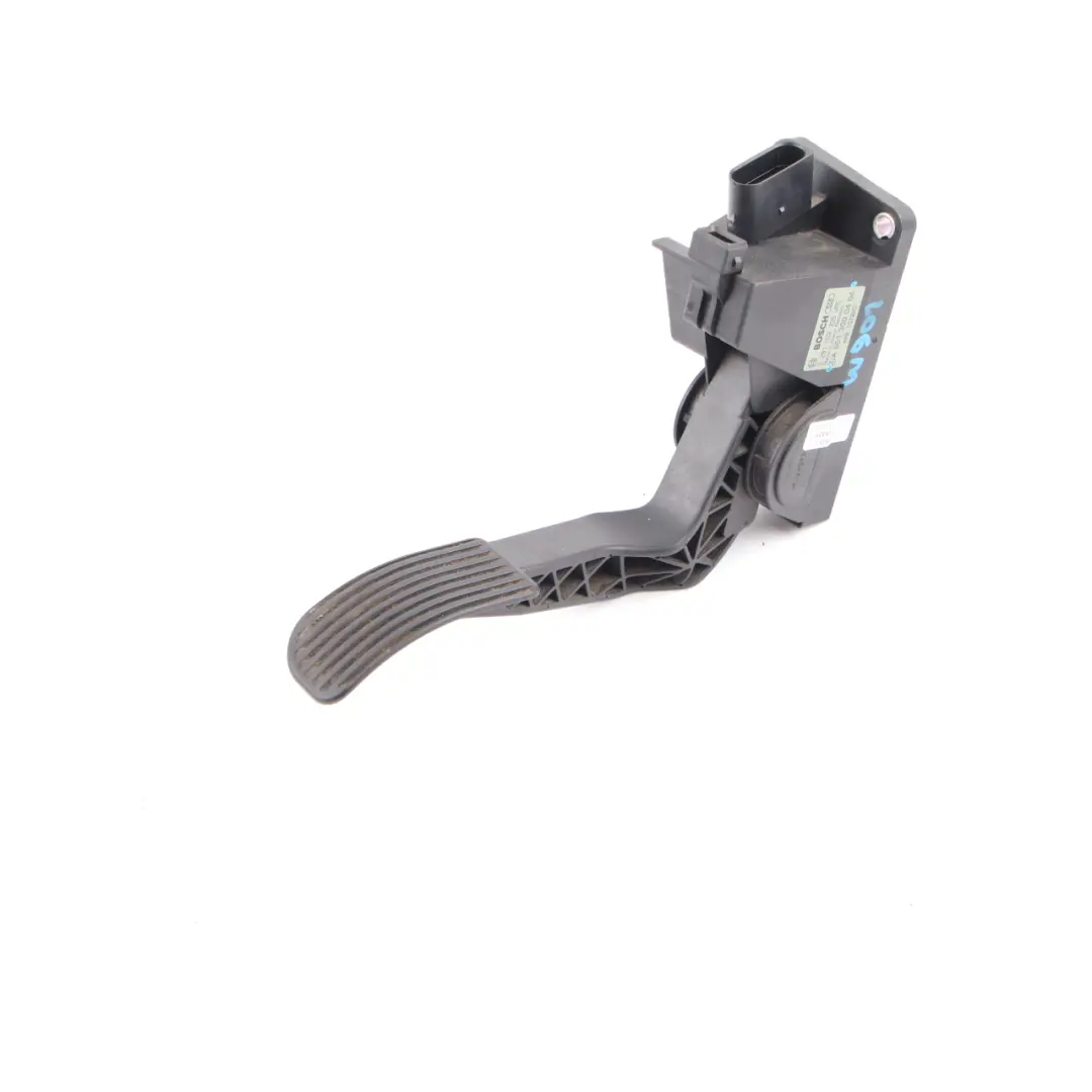 W901 W903 Accelerator Throttle Pedal to Mercedes Sprinter with Part number A9013000404 Mercedes Sprinter W901 W903 Accelerator Throttle Pedal - SKU A9013000404 - Part number A9013000404