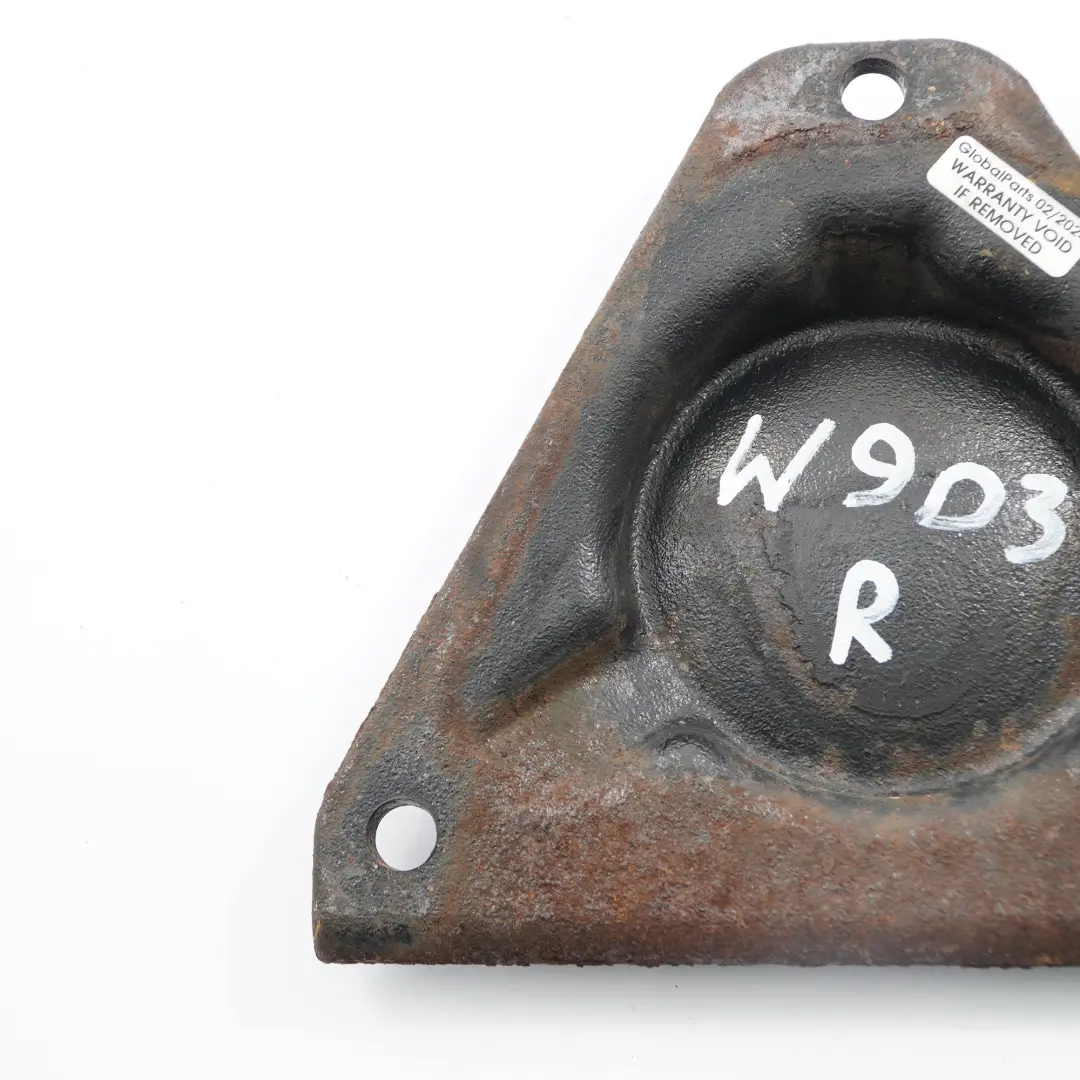 W903 Federbeinhalterung vorne rechts Stoßdämpfer für Mercedes mit Teilenummer A9013220231 Mercedes W903 Federbeinhalterung vorne rechts Stoßdämpfer - SKU A9013220231 - Teilenummer A9013220231