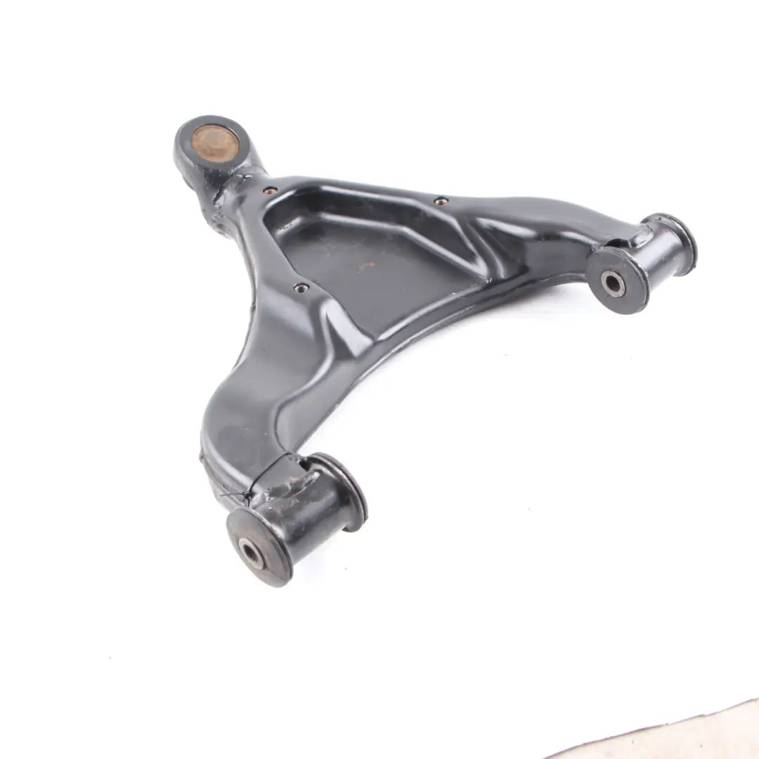 W901 Suspension Wishbone Front Right O/S Control Arm Strut to Mercedes Sprinter with Part number A9013302507 Mercedes Sprinter W901 Suspension Wishbone Front Right O/S Control Arm Strut - SKU A9013302507 - Part number A9013302507