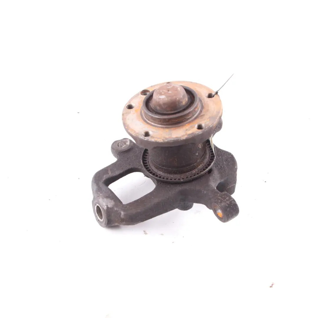 W901 Portaruota anteriore destro Sospensione Mozzo a snodo per Mercedes con numero di parte A9013320202 Mercedes W901 Portaruota anteriore destro Sospensione Mozzo a snodo - SKU A9013320202 - Numero di parte A9013320202