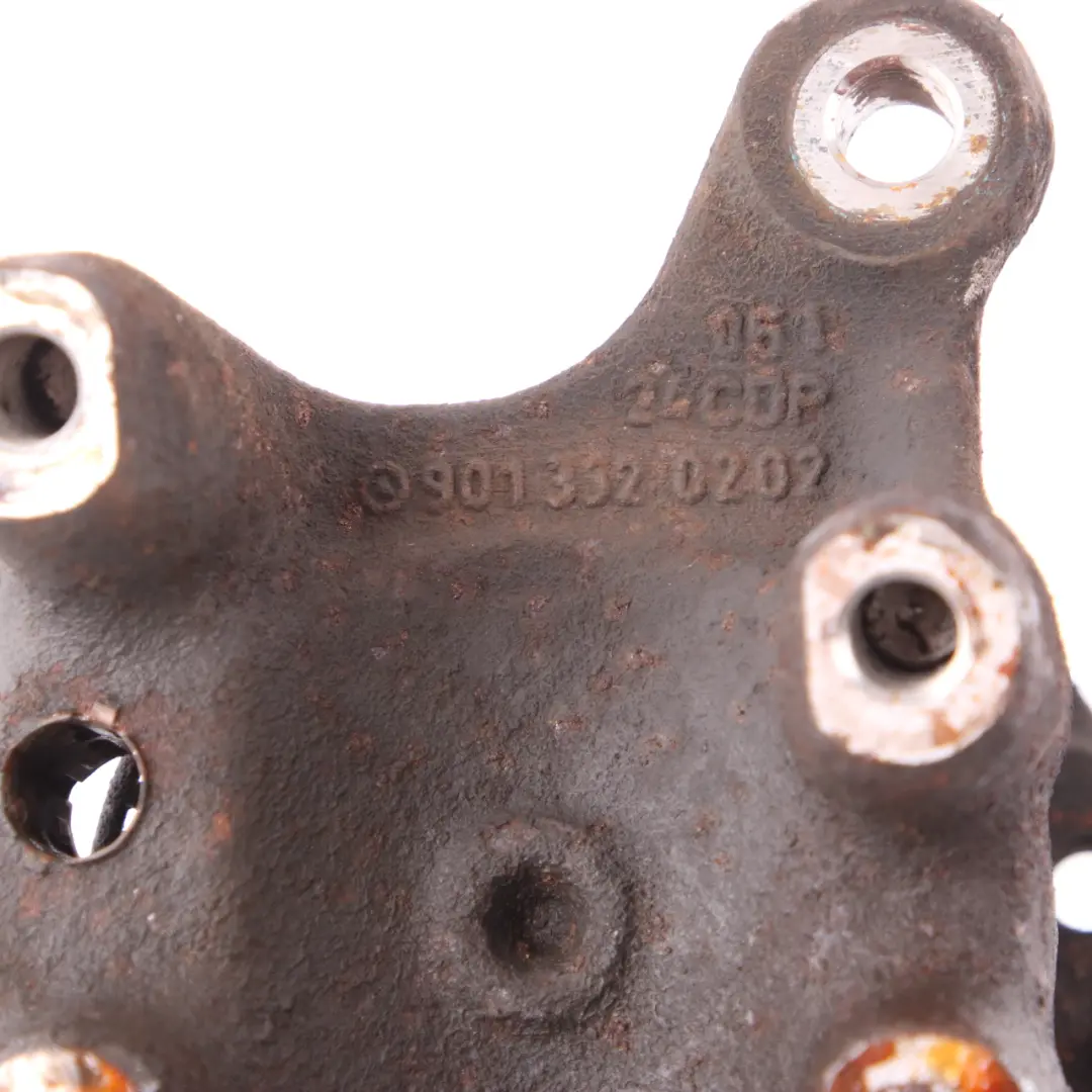 W901 Rueda Delantera Derecha Suspensión Cubo Nudillo para Mercedes con número de pieza A9013320202 Mercedes W901 Rueda Delantera Derecha Suspensión Cubo Nudillo - SKU A9013320202 - Número de pieza A9013320202