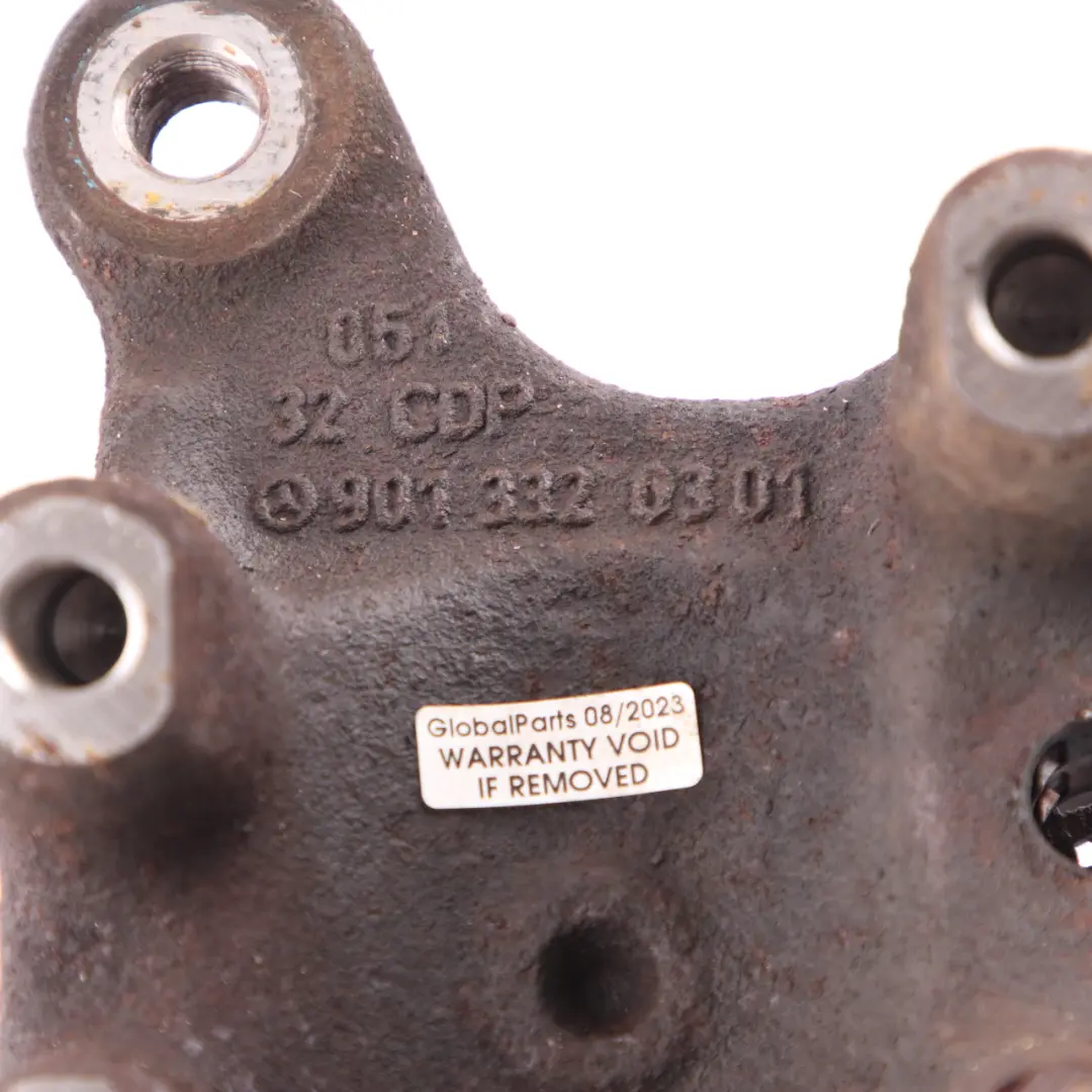 W901 Support de Roue Avant Gauche Moyeu de suspension pour Mercedes à propos du numéro de pièce A9013320301 Mercedes W901 Support de Roue Avant Gauche Moyeu de suspension - SKU A9013320301 - Numéro de pièce A9013320301