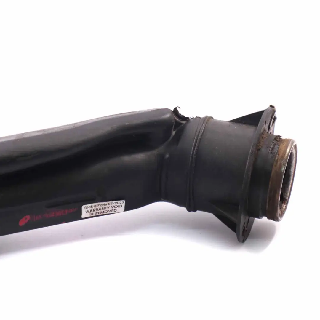 W901 Diesel serbatoio carburante collo del tubo per Mercedes Sprinter con numero di parte A9014700420 Mercedes Sprinter W901 Diesel serbatoio carburante collo del tubo - SKU A9014700420 - Numero di parte A9014700420