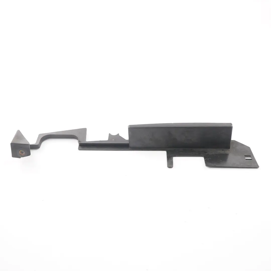 W901 Support radiateur gauche Panneau couverture Mercedes Sprinter - SKU A9015050388 - Numéro de pièce A9015050388
