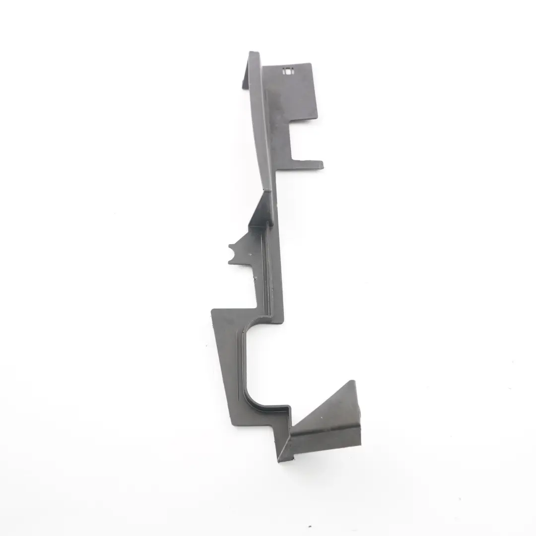 W901 Support radiateur gauche Panneau couverture Mercedes Sprinter - SKU A9015050388 - Numéro de pièce A9015050388