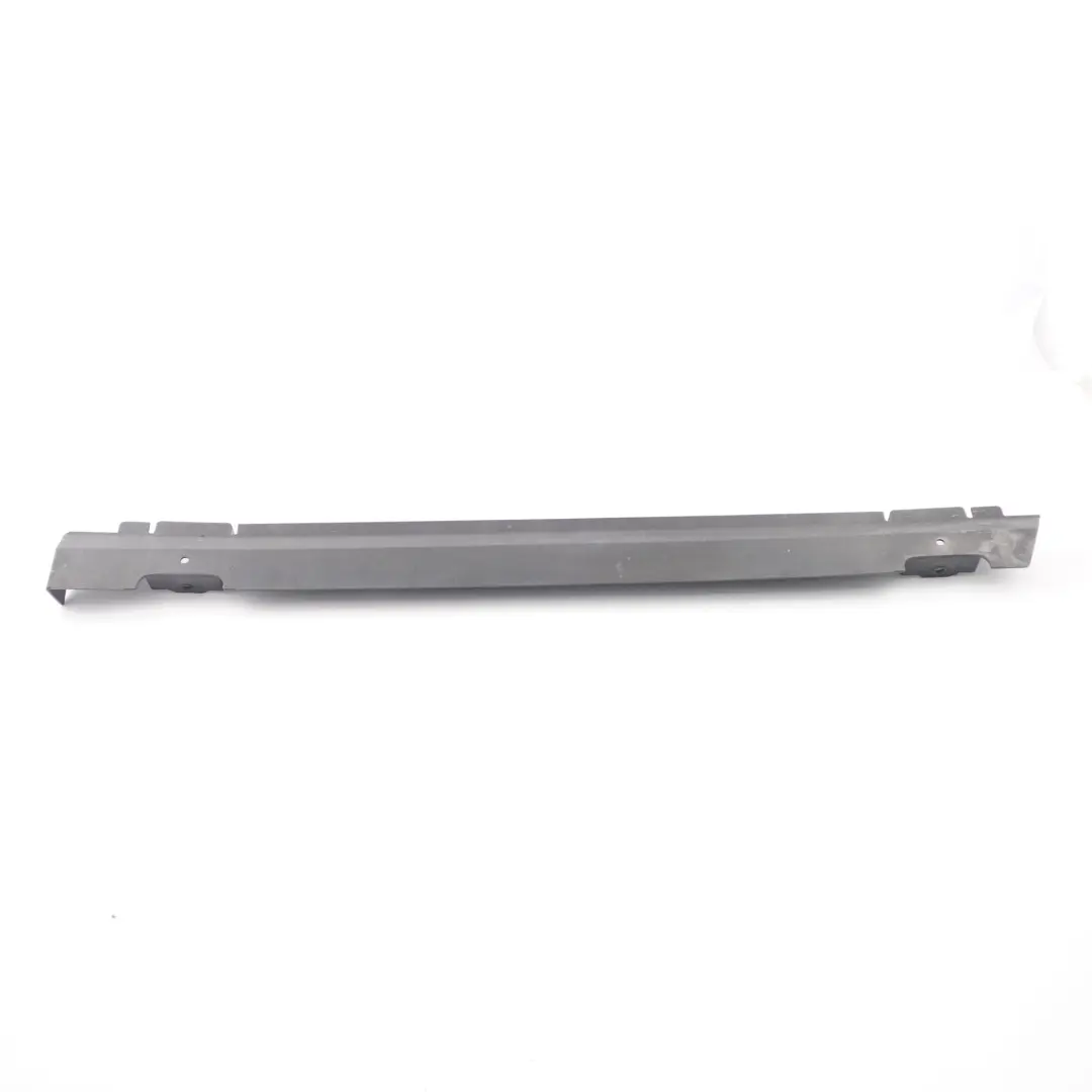 W901 Radiateur Support Couvercle Panneau Garniture Mercedes Sprinter - SKU A9015050488 - Numéro de pièce A9015050488