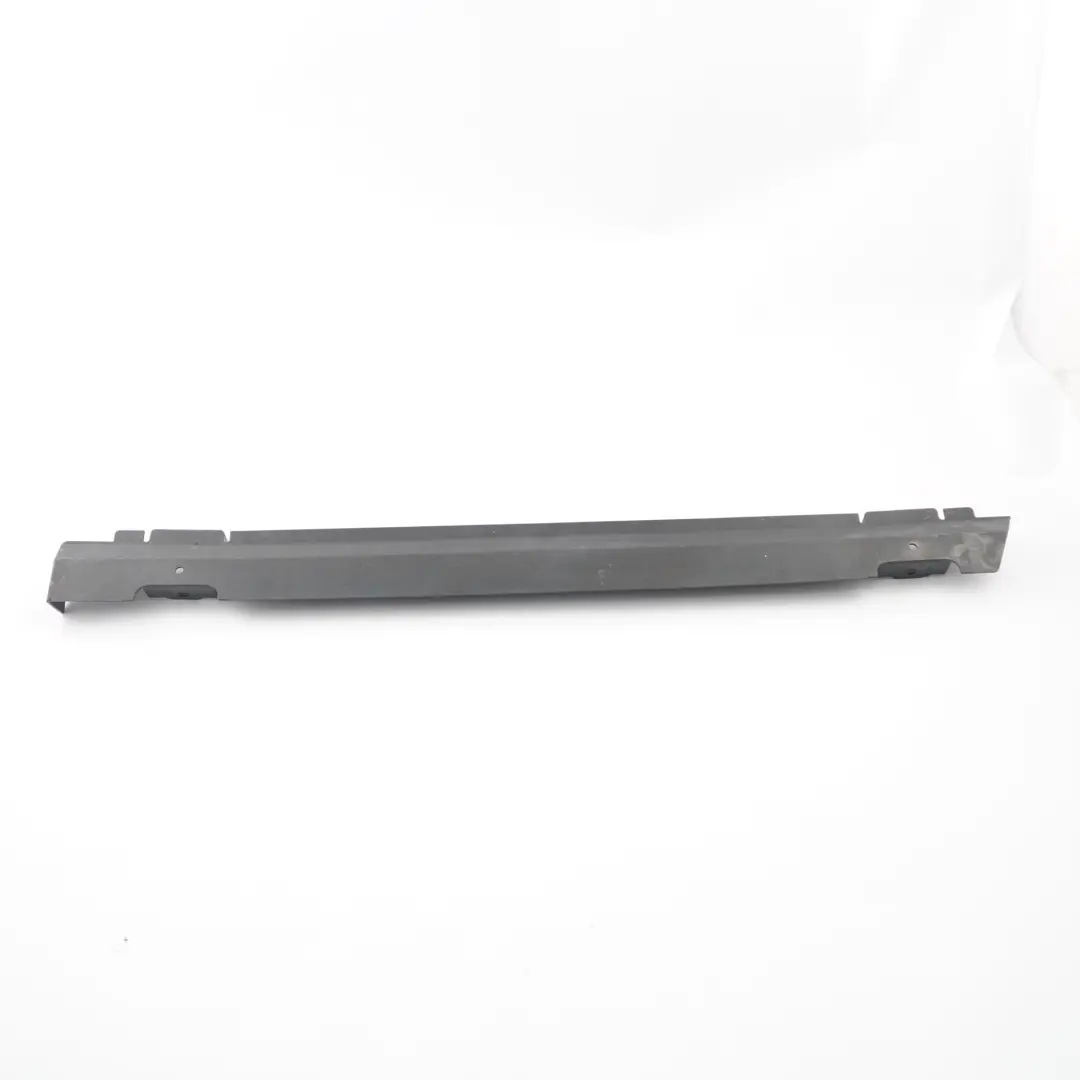 W901 Radiateur Support Couvercle Panneau Garniture Mercedes Sprinter - SKU A9015050488 - Numéro de pièce A9015050488