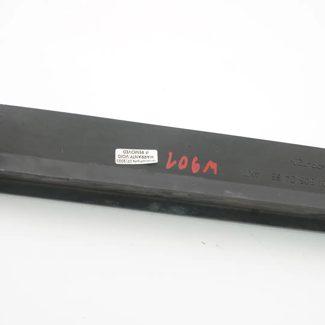 W901 Radiateur Support Couvercle Panneau Garniture Mercedes Sprinter - SKU A9015050488 - Numéro de pièce A9015050488