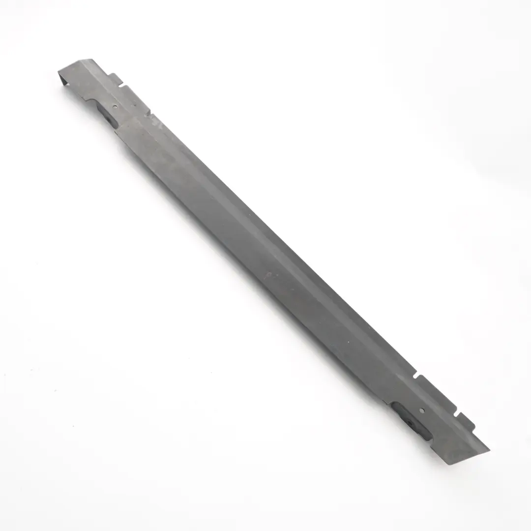 W901 Radiateur Support Couvercle Panneau Garniture Mercedes Sprinter - SKU A9015050488 - Numéro de pièce A9015050488