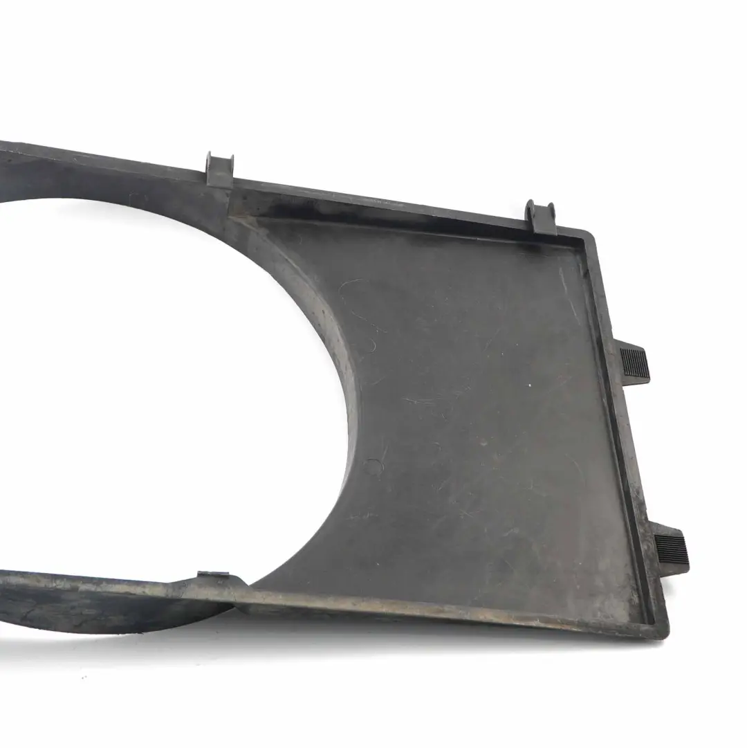 Mercedes Sprinter W901 Motore raffreddamento Radiatore - SKU A9015051055 - Numero di parte A9015051055