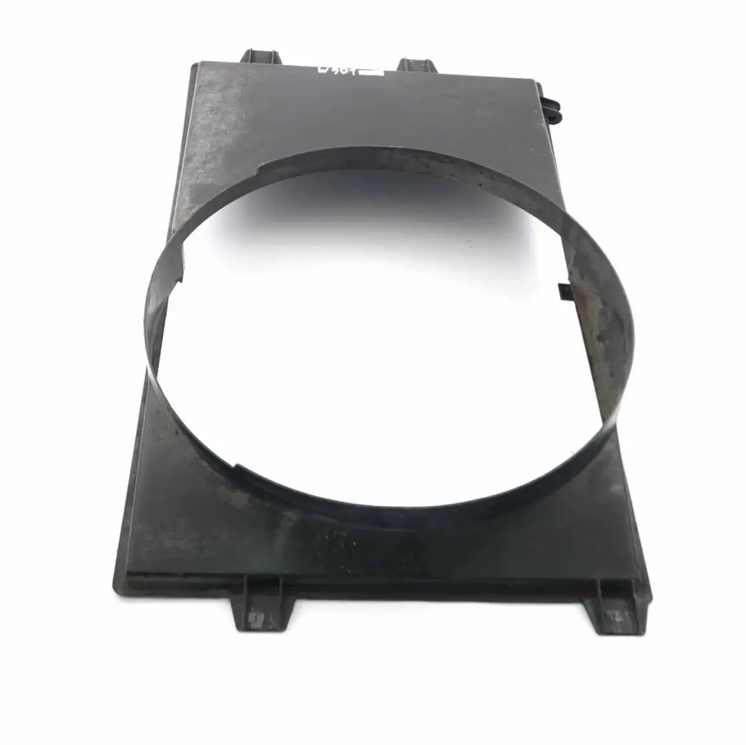 Mercedes Sprinter W901 Refroidissement moteur Radiateur Ventilateur - SKU A9015051055 - Numéro de pièce A9015051055