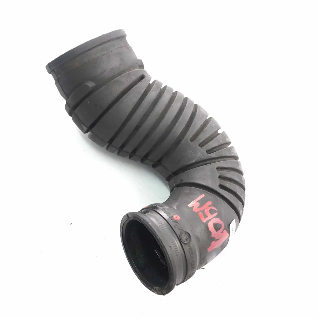 Tubo aspirazione Mercedes Sprinter W901 W903 Linea tubo filtro aria per con numero di parte A9015283382 Tubo aspirazione Mercedes Sprinter W901 W903 Linea tubo filtro aria - SKU A9015283382 - Numero di parte A9015283382