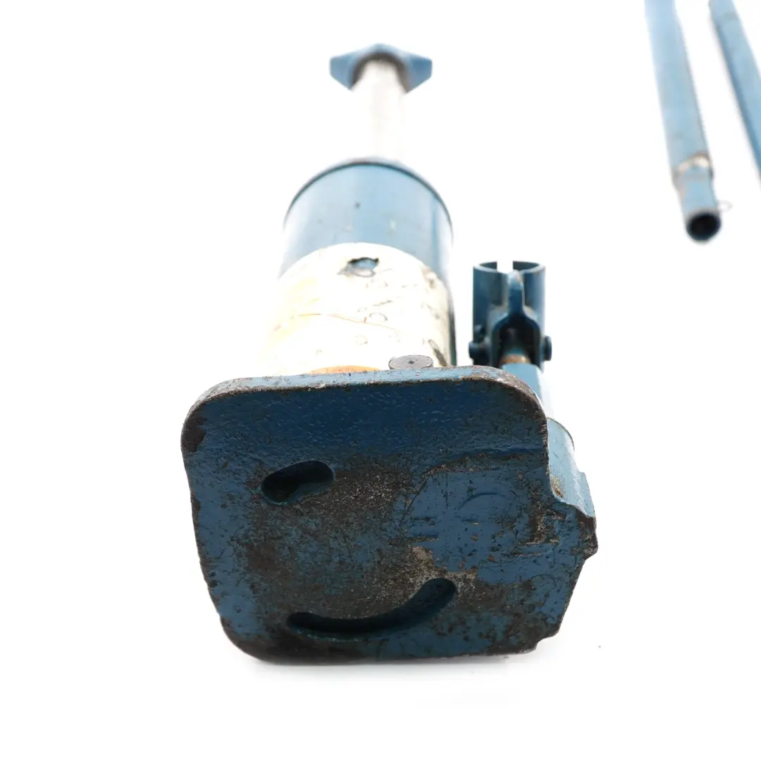 Mercedes W901 W906 Elevación Jack Rueda Llave Herramientas Kit Set - SKU A9015850001-1 - Número de pieza A9015850001