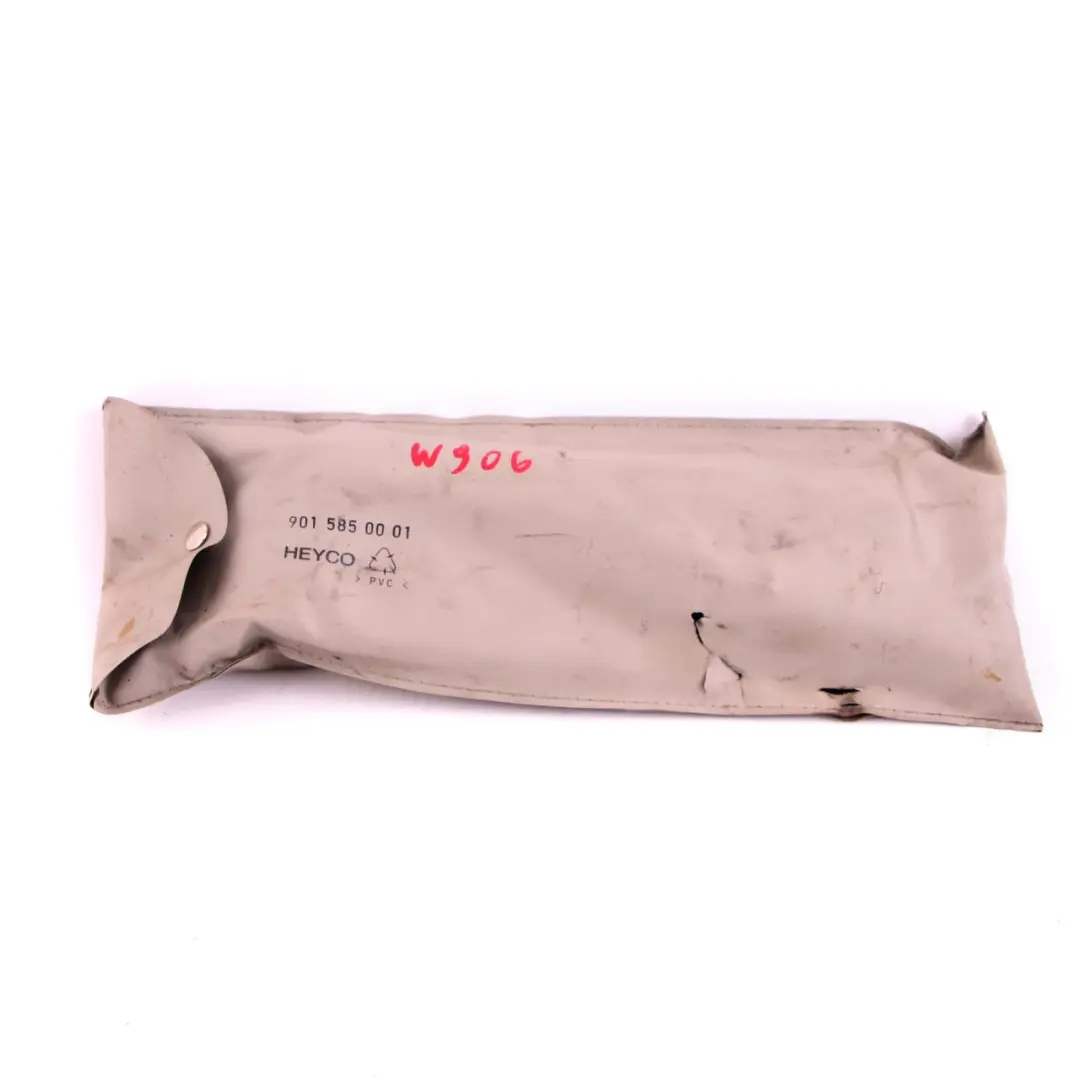 W901 W906 Strumenti Valigetta Kit Chiave Ruota per Mercedes Sprinter con numero di parte A9015850001 Mercedes Sprinter W901 W906 Strumenti Valigetta Kit Chiave Ruota - SKU A9015850001 - Numero di parte A9015850001