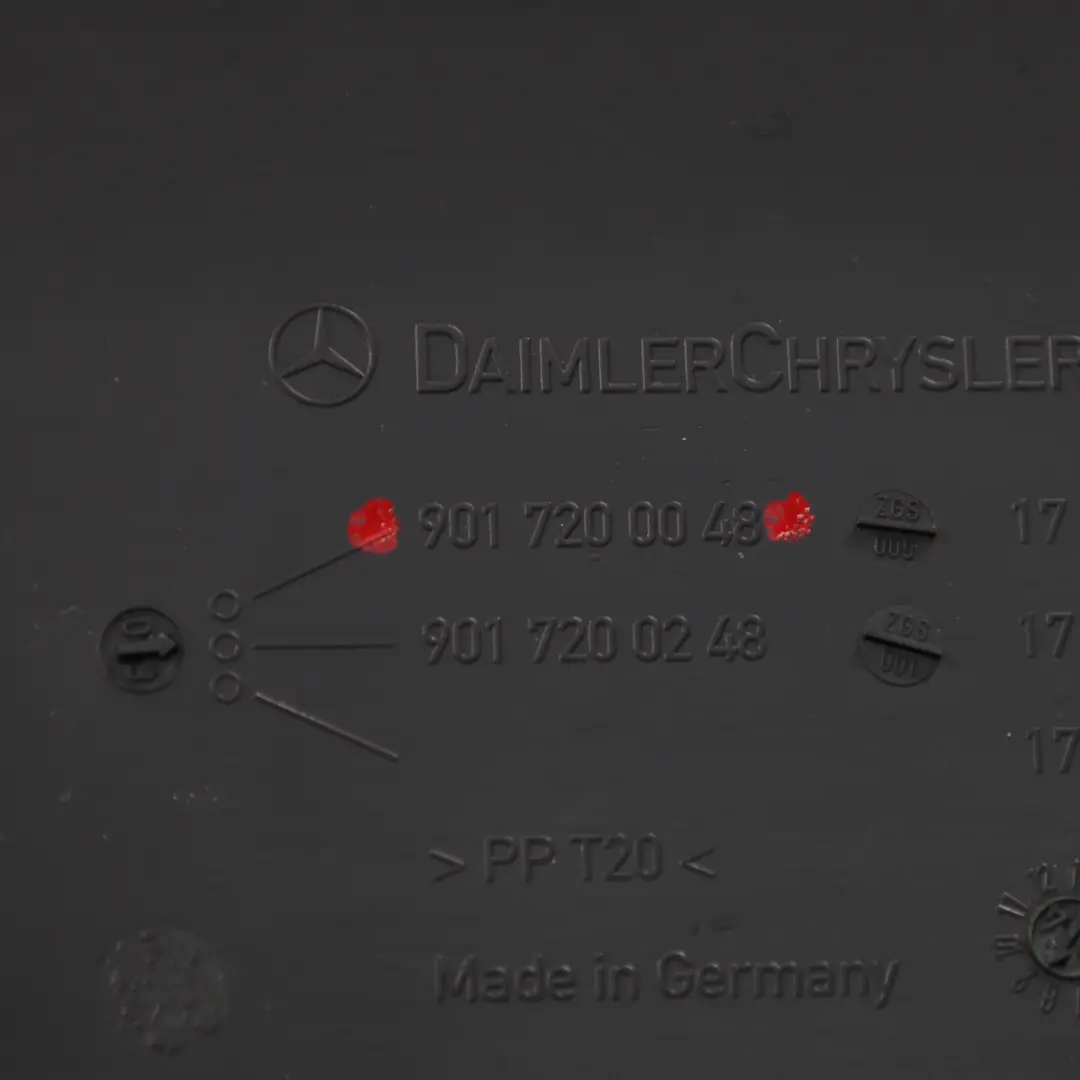 Mercedes W901 W903 Türverkleidung Vorne Links Unten Verkleidung - SKU A9017200048 - Teilenummer A9017200048