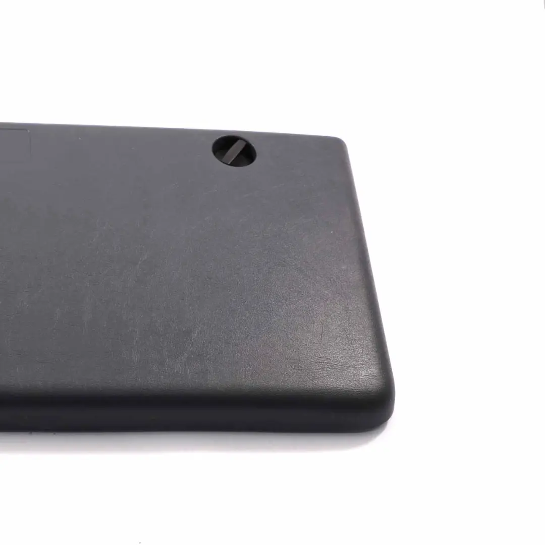 Mercedes W901 Pannello porta anteriore destro Coperchio inferiore - SKU A9017200148 - Numero di parte A9017200148