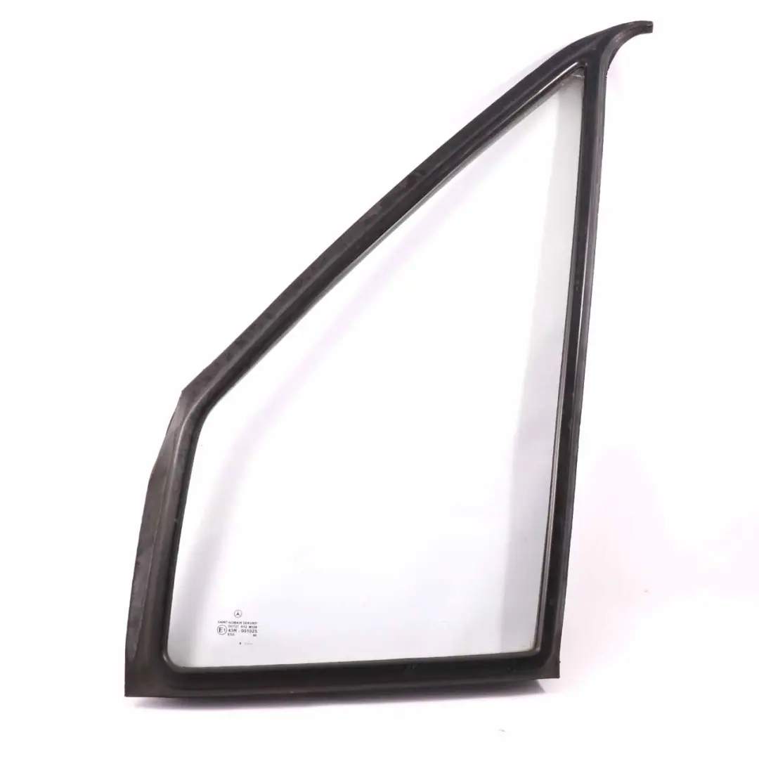 W901 Fenster Viertel Glas Vordertür links AS2 für Mercedes Sprinter mit Teilenummer A9017250109 Mercedes Sprinter W901 Fenster Viertel Glas Vordertür links AS2 - SKU A9017250109 - Teilenummer A9017250109