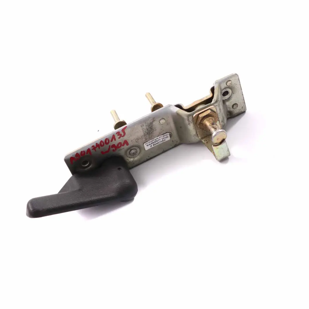 Mercedes Sprinter W901 Couvercle de serrure de coffre - SKU A9017400135 - Numéro de pièce A9017400135