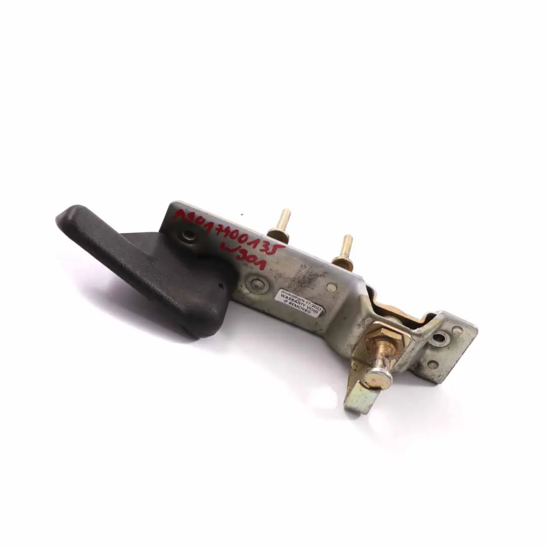 W901 Coperchio serratura Portellone posteriore per Mercedes Sprinter con numero di parte A9017400135 Mercedes Sprinter W901 Coperchio serratura Portellone posteriore - SKU A9017400135 - Numero di parte A9017400135