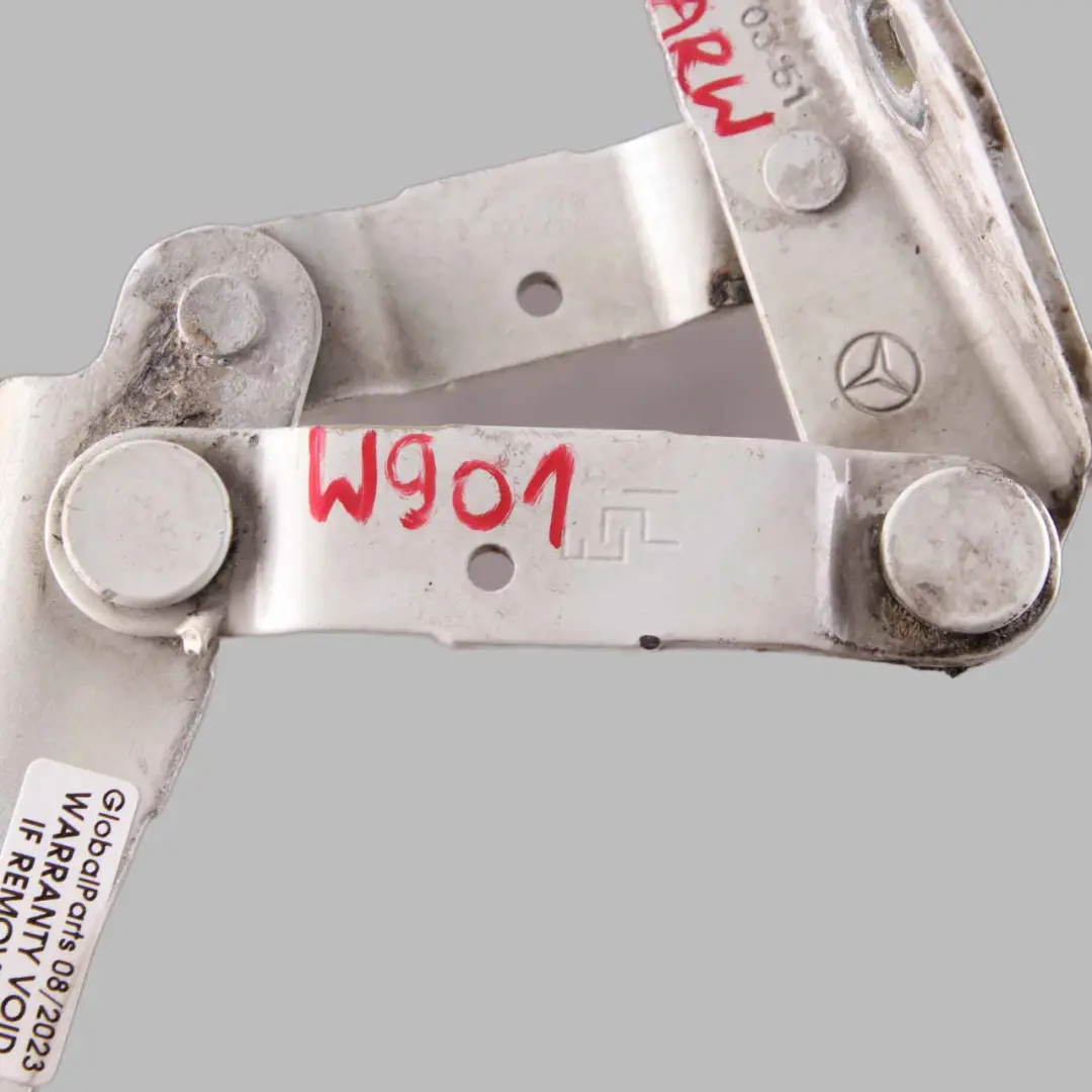 W901 W903 Zawias maski silnika Lewy Arctic White do Mercedes o numerze A9017500351 Mercedes W901 W903 Zawias maski silnika Lewy Arctic White - SKU A9017500351-ARM - Numer Części A9017500351