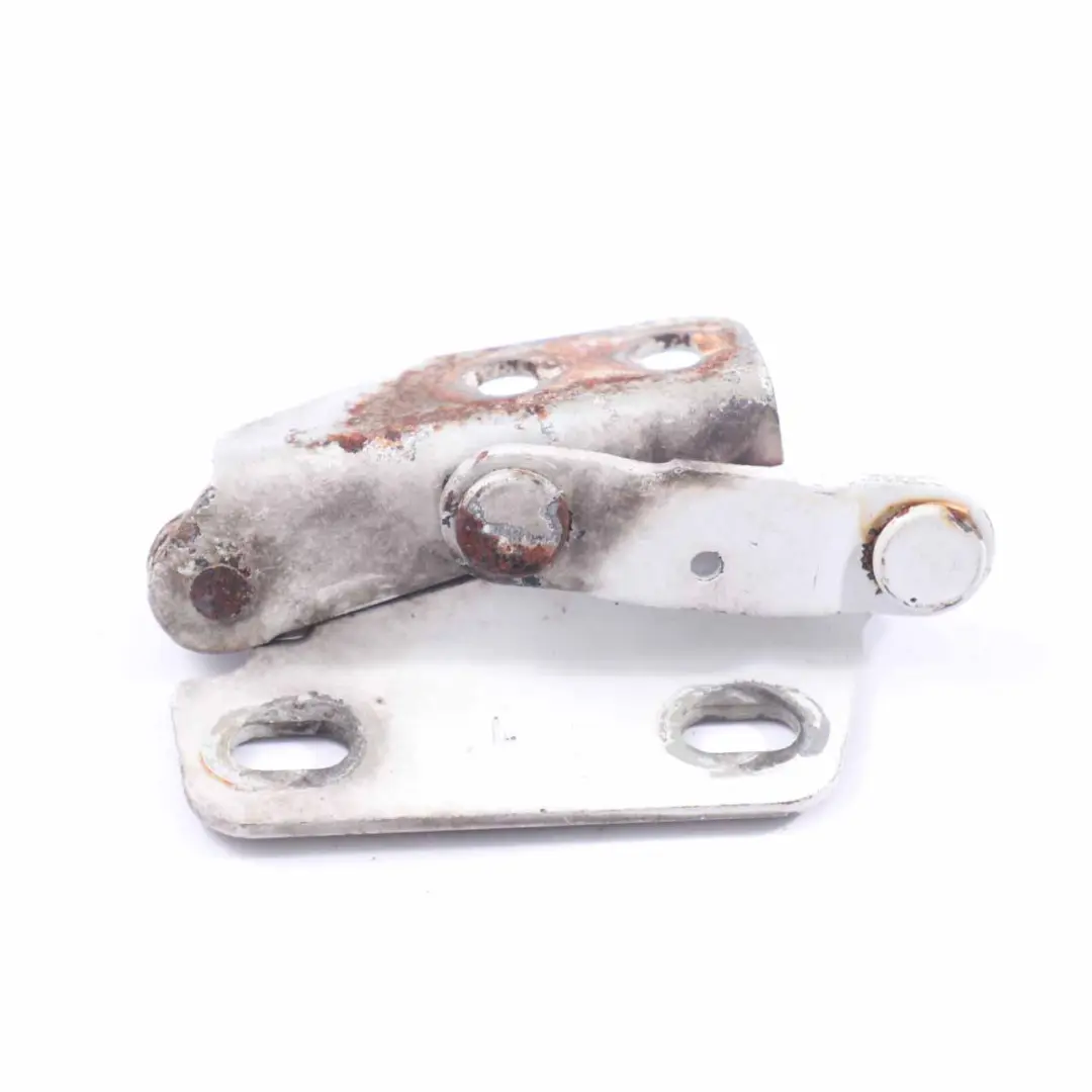Mercedes W901 W903 Zawias Zamek Rygiel Maski Lewy - SKU A9017500351 - Numer Części A9017500351