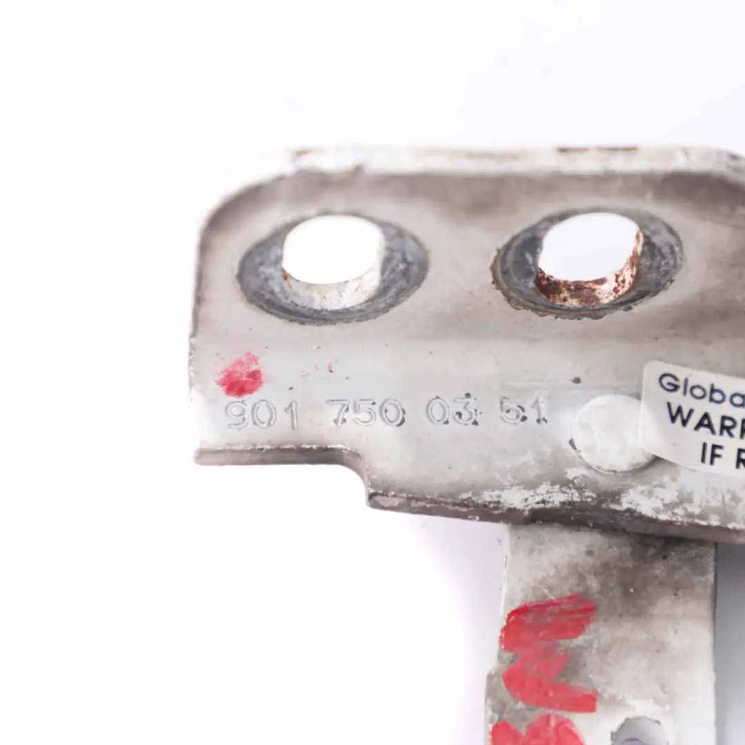 W901 W903 Zawias Zamek Rygiel Maski Lewy do Mercedes o numerze A9017500351 Mercedes W901 W903 Zawias Zamek Rygiel Maski Lewy - SKU A9017500351 - Numer Części A9017500351