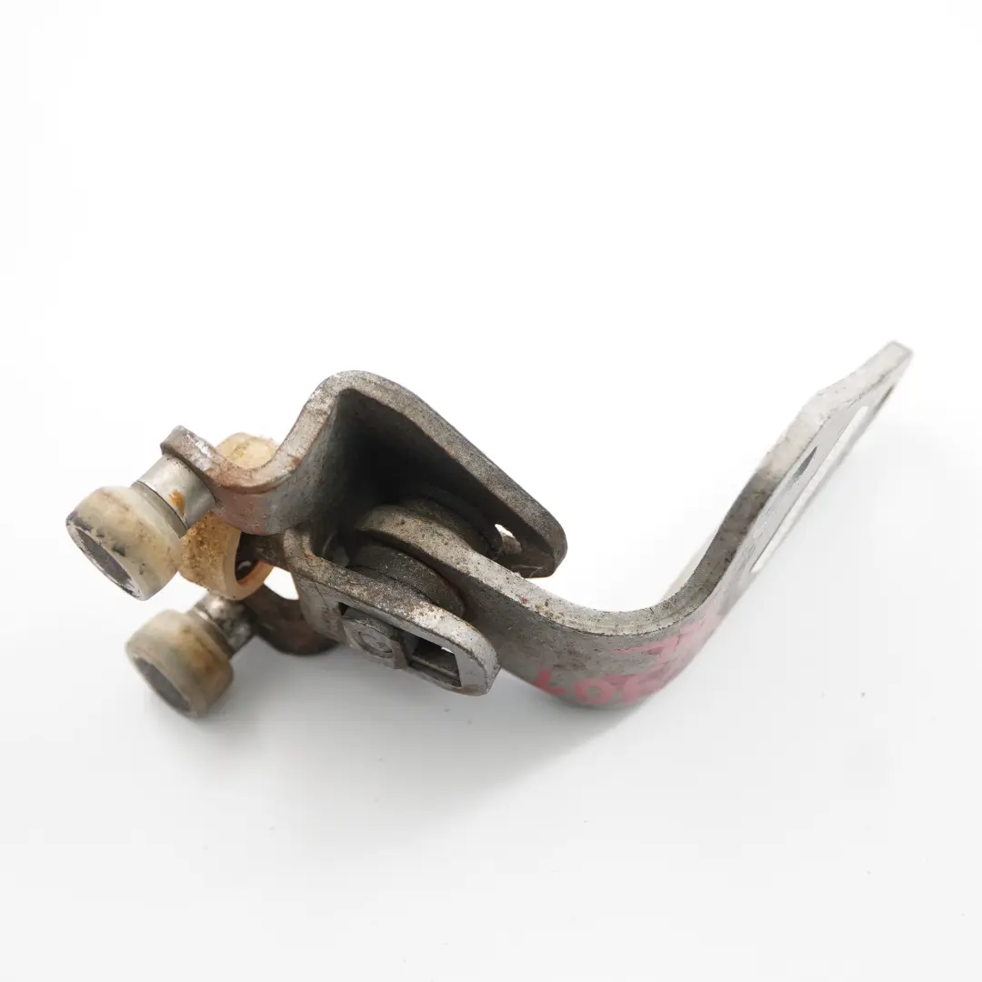 W901 Schiebetür Seite links obere obere Rollenführung für Mercedes mit Teilenummer A9017600947 Mercedes W901 Schiebetür Seite links obere obere Rollenführung - SKU A9017600947 - Teilenummer A9017600947