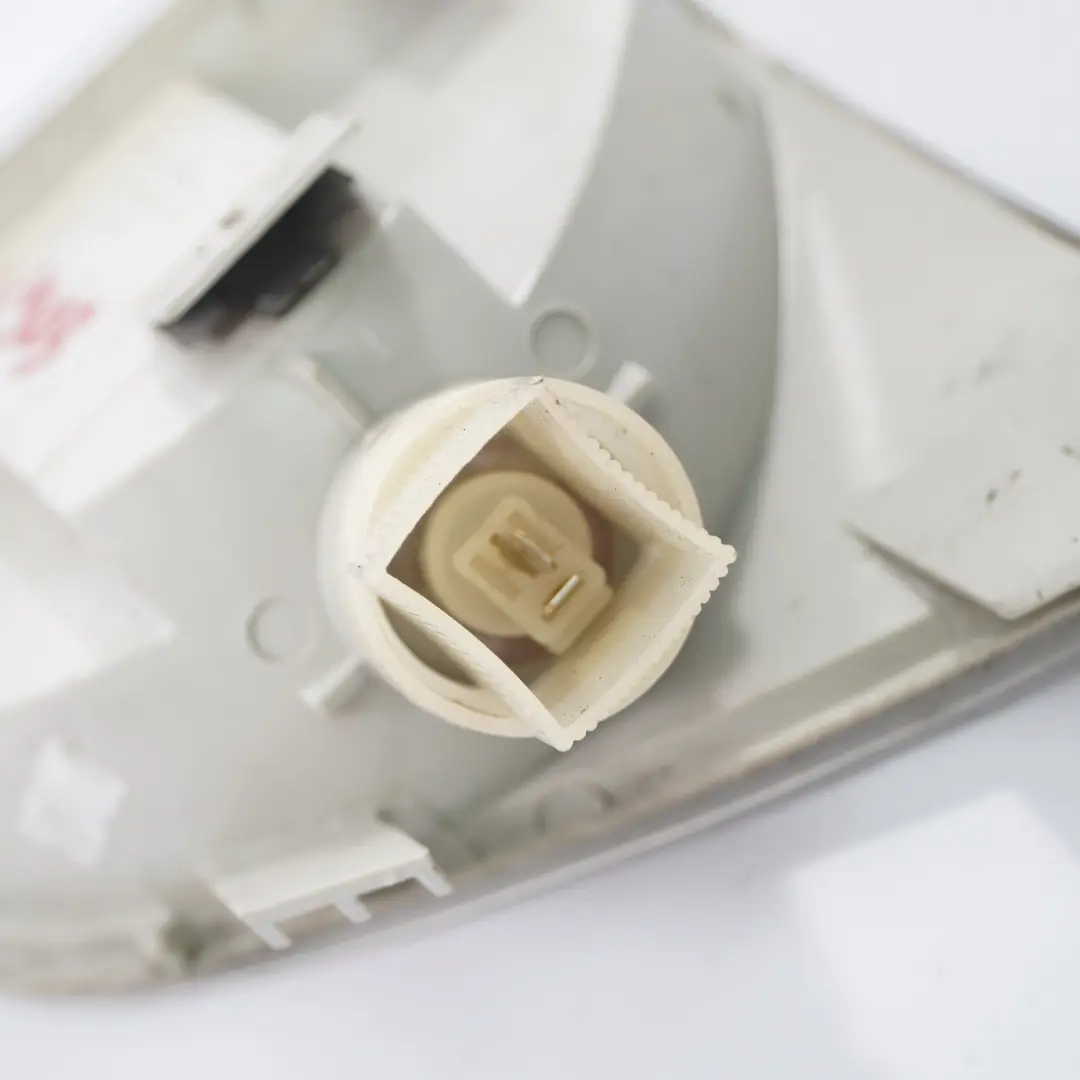 W901 W903 Headlight Turn Indicator Front Right O/S Lamp to Mercedes with Part number A9018202961 Mercedes W901 W903 Headlight Turn Indicator Front Right O/S Lamp - SKU A9018200221 - Part number A9018202961