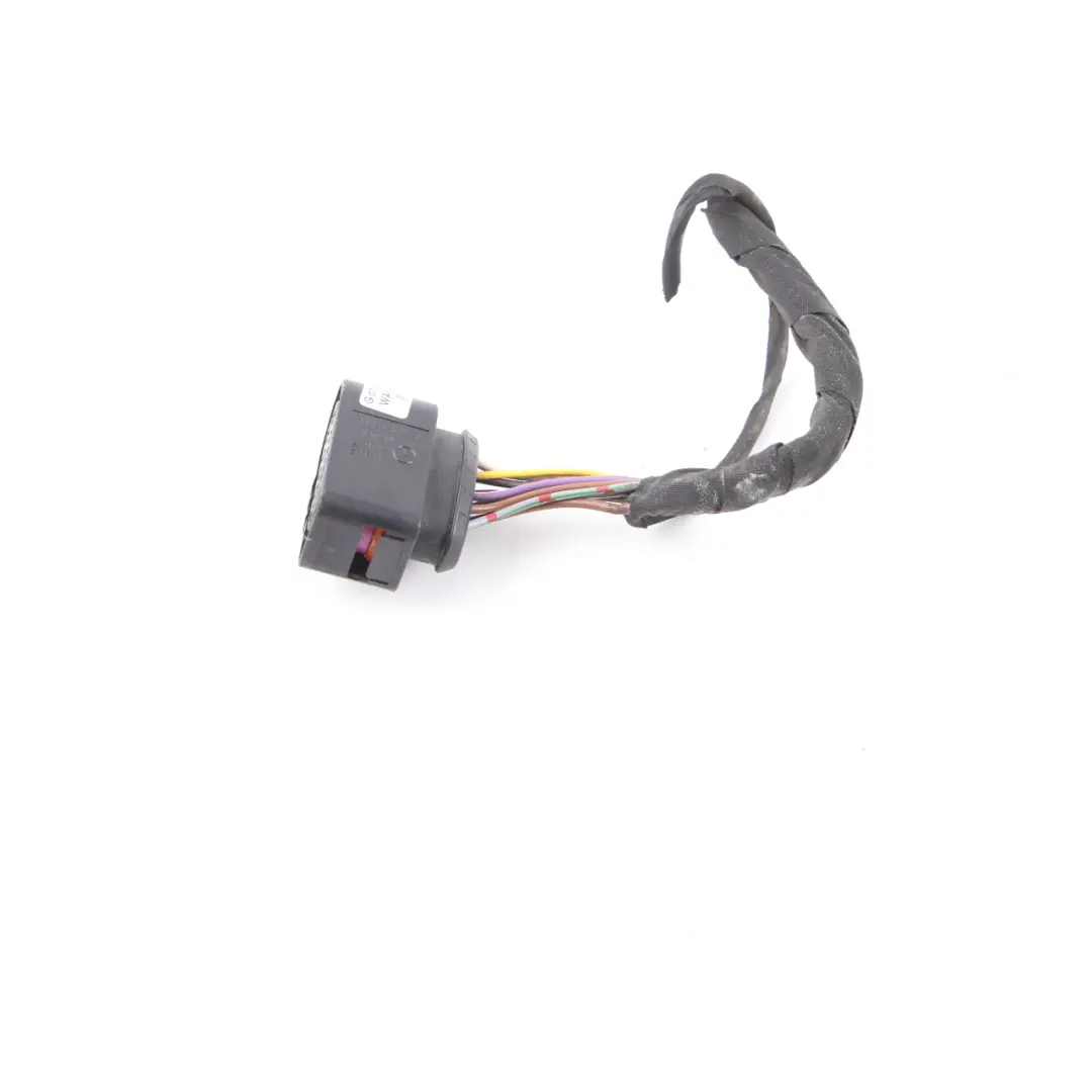 Socket Mercedes W901 W903 Headlight Lamp Front Left N/S Wiring A0145456226 to Plug with Part number A9018202861 Plug Socket Mercedes W901 W903 Headlight Lamp Front Left N/S Wiring A0145456226 - SKU A9018202861-1 - Part number A9018202861