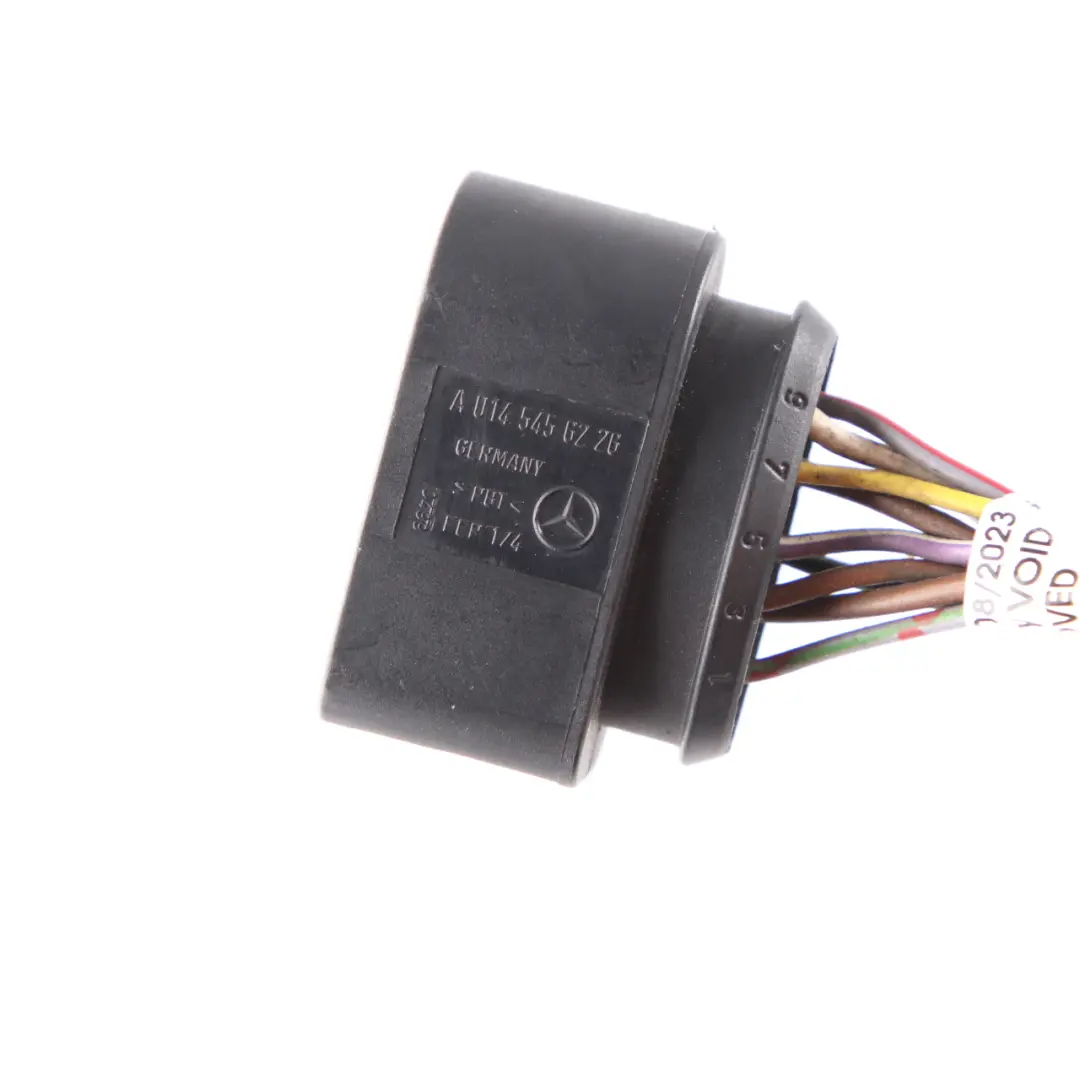 Socket Mercedes W901 W903 Headlight Lamp Front Right O/S Wiring A0145456226 to Plug with Part number A9018202961 Plug Socket Mercedes W901 W903 Headlight Lamp Front Right O/S Wiring A0145456226 - SKU A9018202961-1 - Part number A9018202961