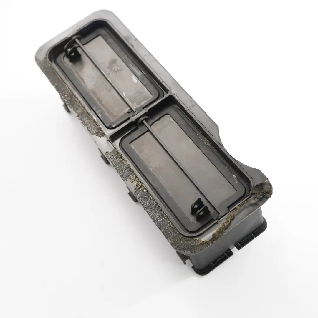 Grille d'aération centrale de tableau bord Mercedes W901 W903 W905 - SKU A9018310130 - Numéro de pièce A9018310130