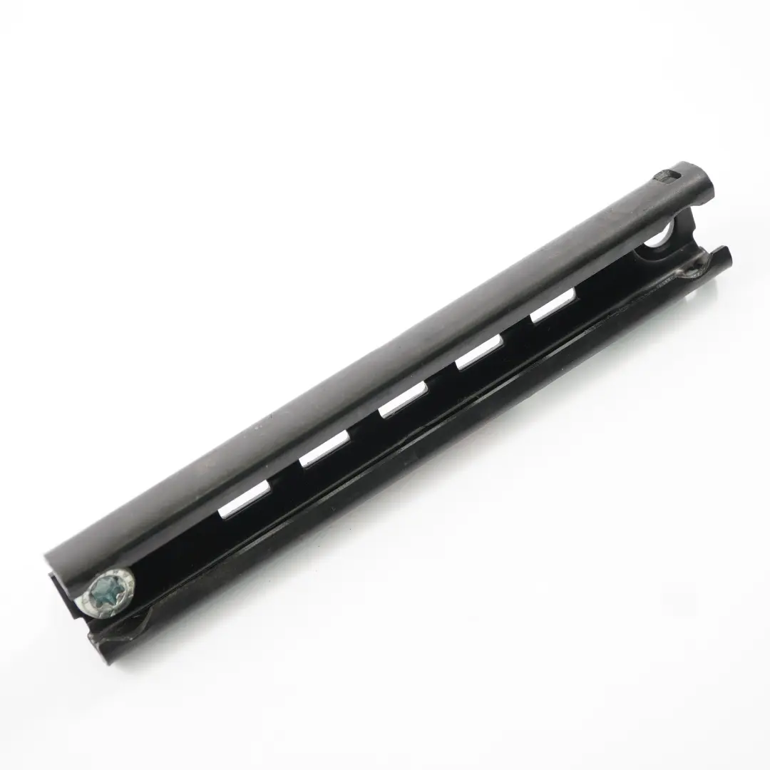 Mercedes W901 W905 Regolatore altezza cintura di sicurezza anteriore - SKU A9018600088 - Numero di parte A9018600088