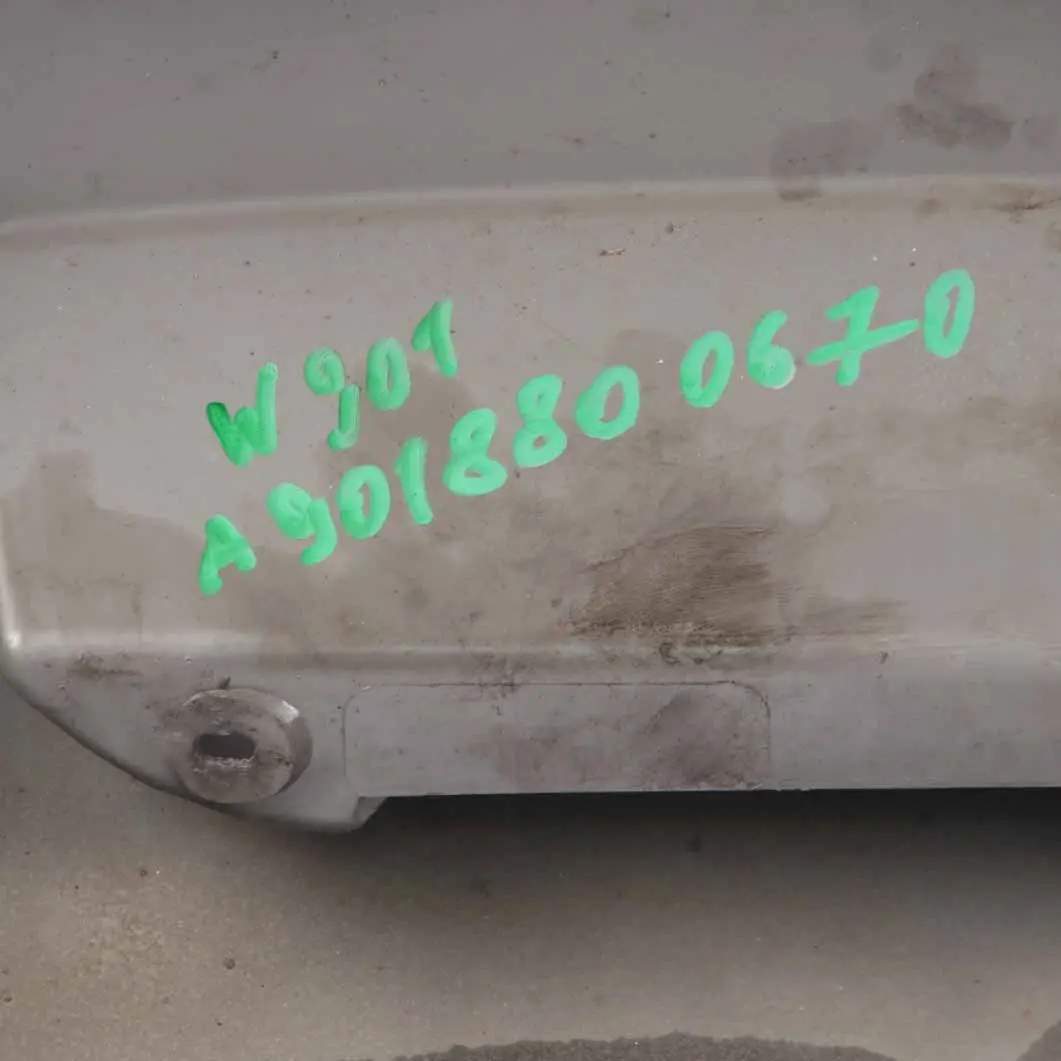 Mercedes Sprinter W901 Panneau d'habillage pare-chocs avant apprêté - SKU A9018800670 - Numéro de pièce A9018800670