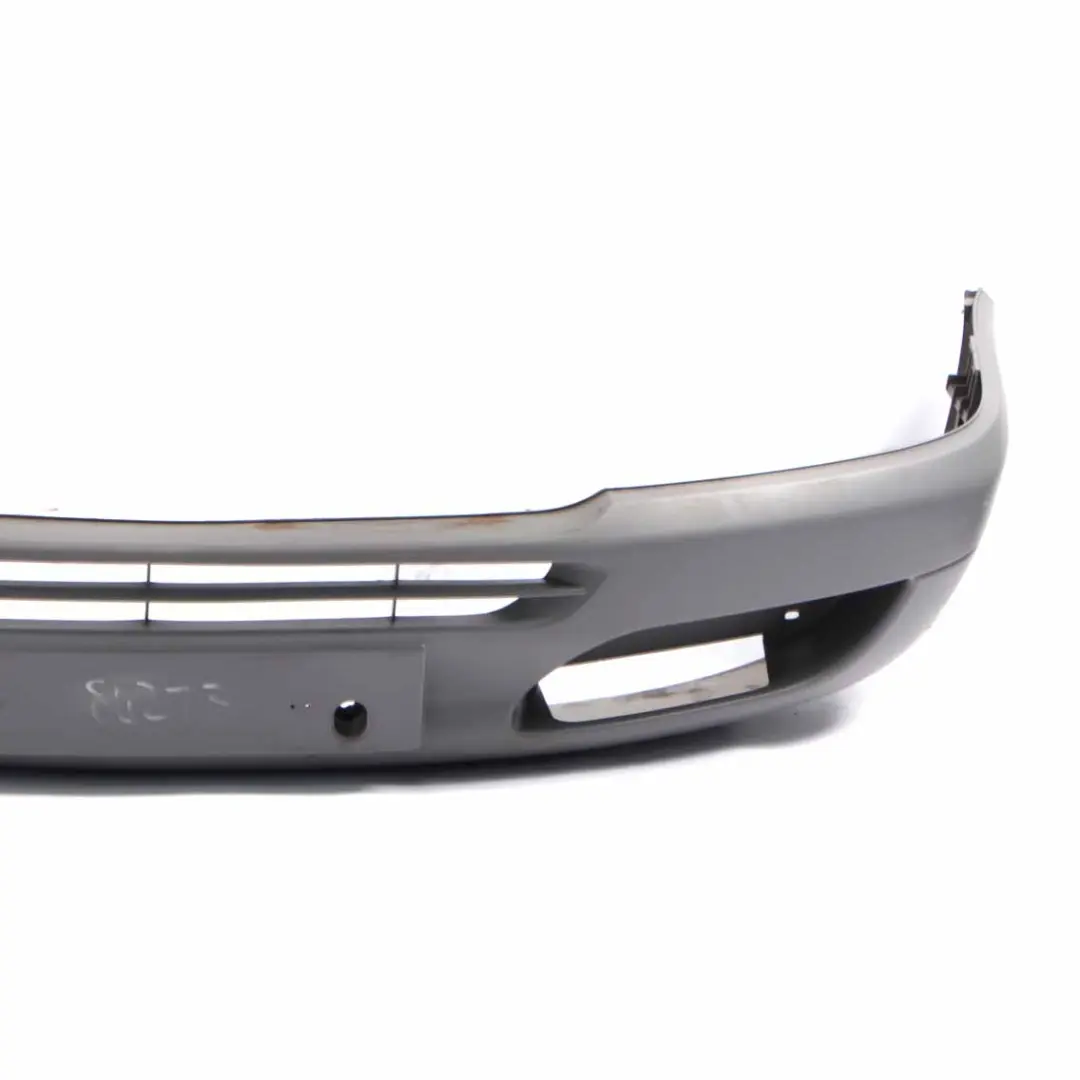 W901 Frontstoßstange Verkleidung Grundierung für Mercedes Sprinter mit Teilenummer A9018800670 Mercedes Sprinter W901 Frontstoßstange Verkleidung Grundierung - SKU A9018800670 - Teilenummer A9018800670
