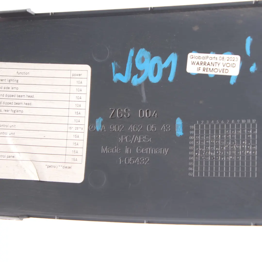 W901 W903 Steering Column Trim Panel Cover A9024620343 to Mercedes Sprinter with Part number A9024620543 Mercedes Sprinter W901 W903 Steering Column Trim Panel Cover A9024620343 - SKU A9024620543 - Part number A9024620543