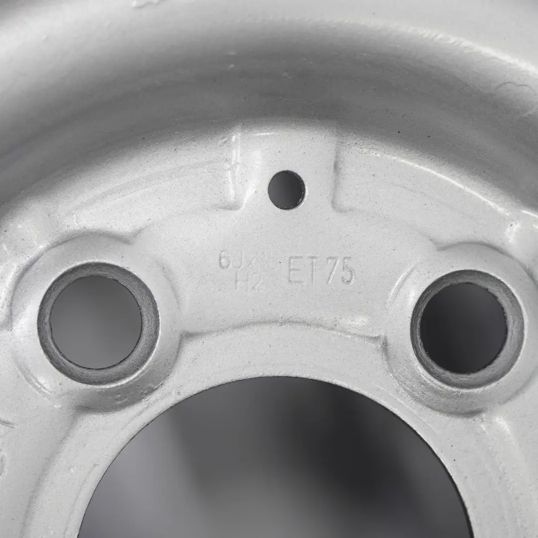 Mercedes Sprinter W901 W903 Llanta de acero plateada 15" 6J ET:75 9034011402 - SKU A9034011402 - Número de pieza A9034011402