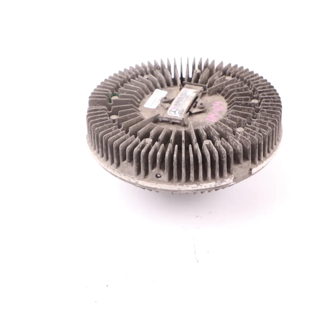 Viscous Clutch Mercedes Vario Atego OM904 Engine Cooling Radiator to with Part number A9042001622 Viscous Clutch Mercedes Vario Atego OM904 Engine Cooling Radiator - SKU A9042001622 - Part number A9042001622